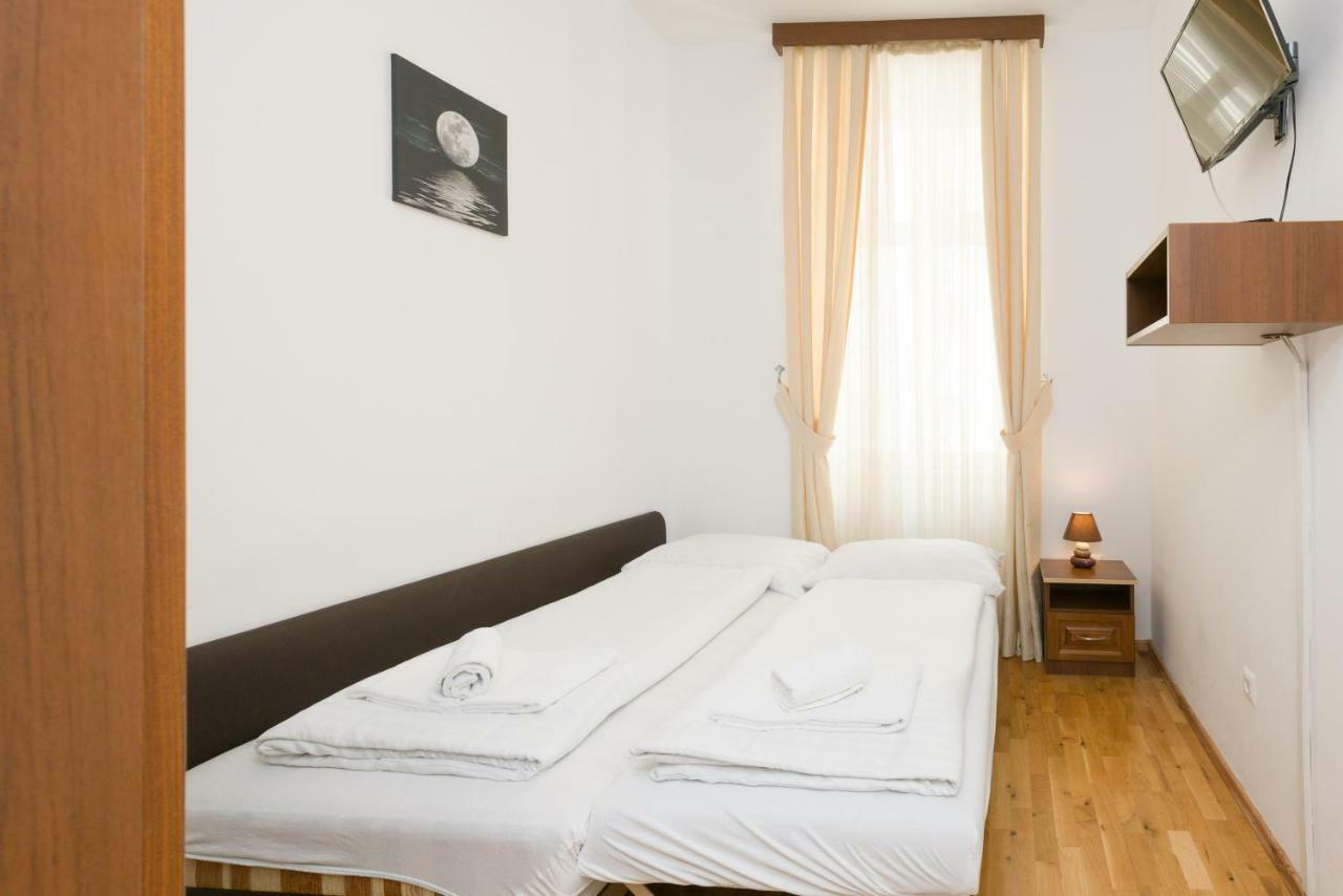 Waldmüller Apartment *